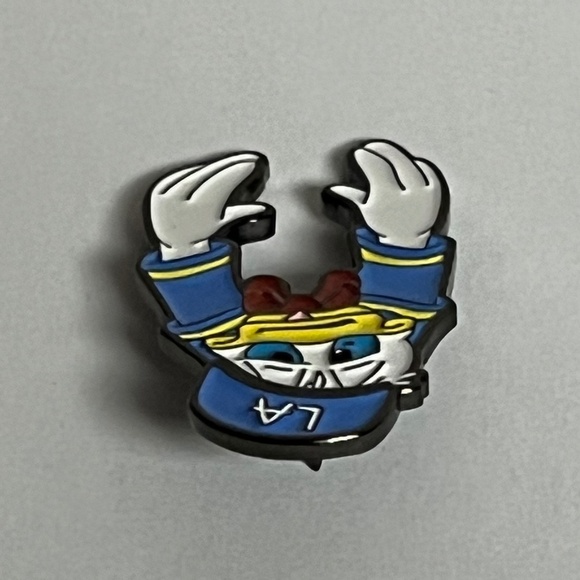 LA Dodgers Donald Duck Hat Pin Pins Streetwear Hats Bag Baseball Fitted New Era - Picture 4 of 7